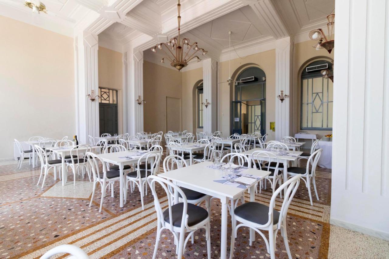 Albergo Palazzo Santa Cesarea Terme Exteriör bild