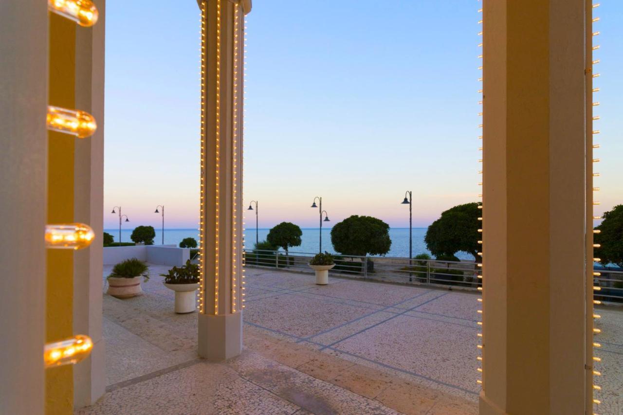 Albergo Palazzo Santa Cesarea Terme Exteriör bild