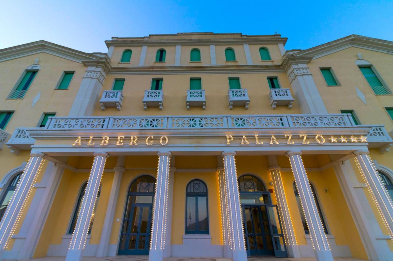 Albergo Palazzo Santa Cesarea Terme Exteriör bild