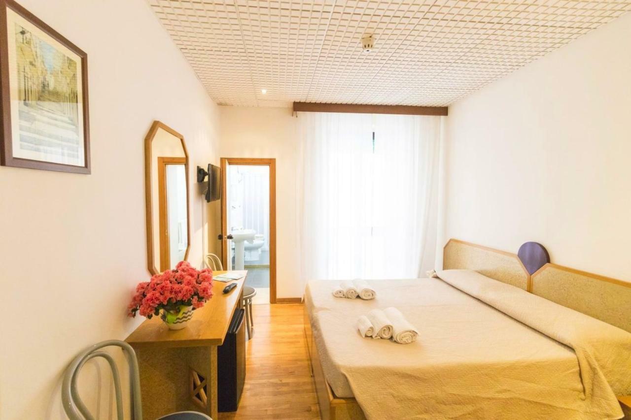 Albergo Palazzo Santa Cesarea Terme Exteriör bild